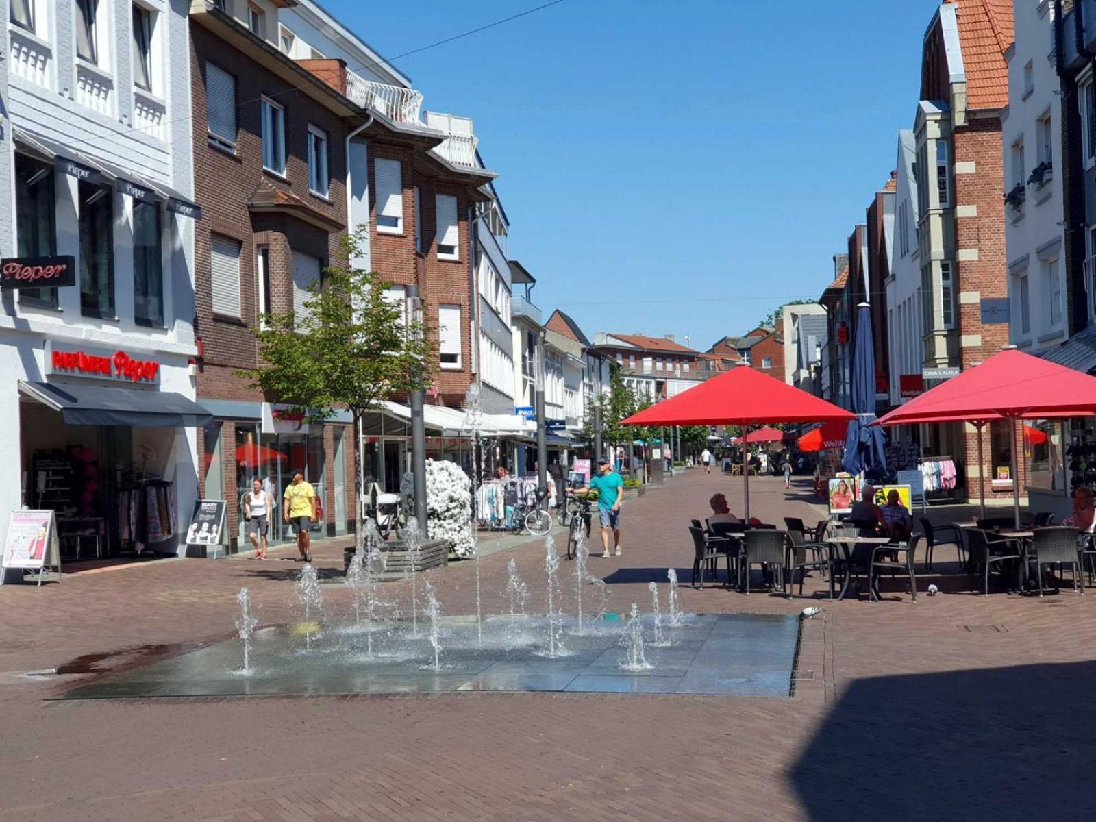 Seehus - *